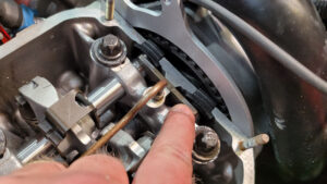 BMW-valve-cover-gasket-replace